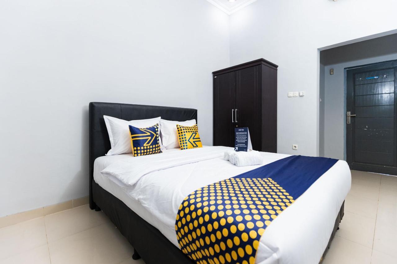 Hotel Spot On 2433 Akuanna