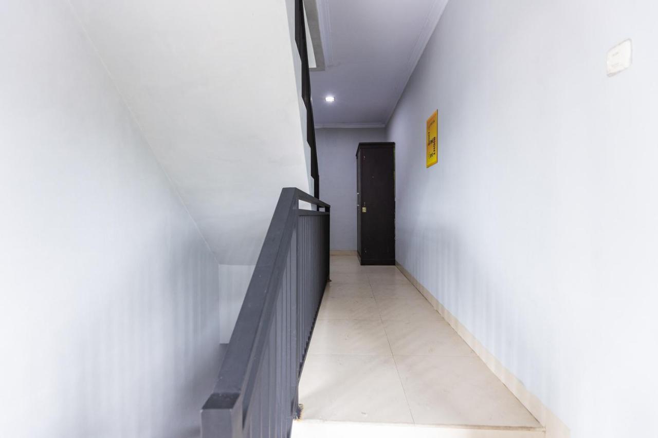 Hotel Spot On 2433 Akuanna 2*